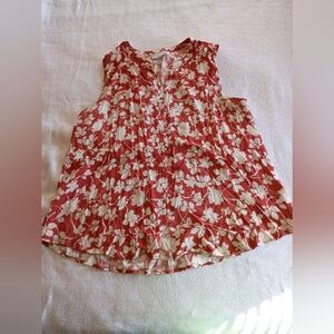 Liz Claiborne Red and Cream Floral Top